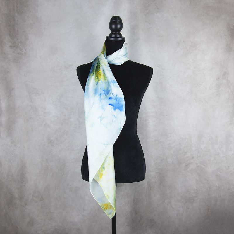 Limitovaná hodvábna šatka LIMITED_238 – 90 x 90 cm, ručne vyrobená na Slovensku