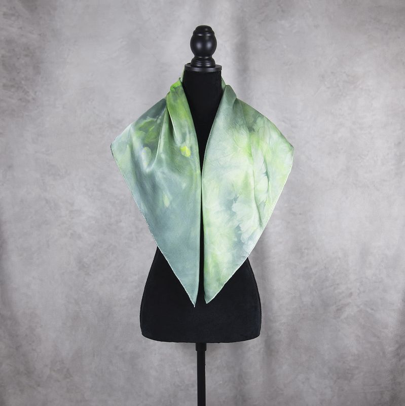 Hodvábna šatka LIMITED_242 – 90 x 90 cm, ručná výroba - 1 kus