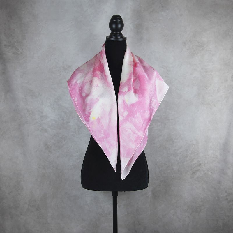 Hodvábna šatka LIMITED_252 – 90 x 90 cm, ručne vyrobená na Slovensku