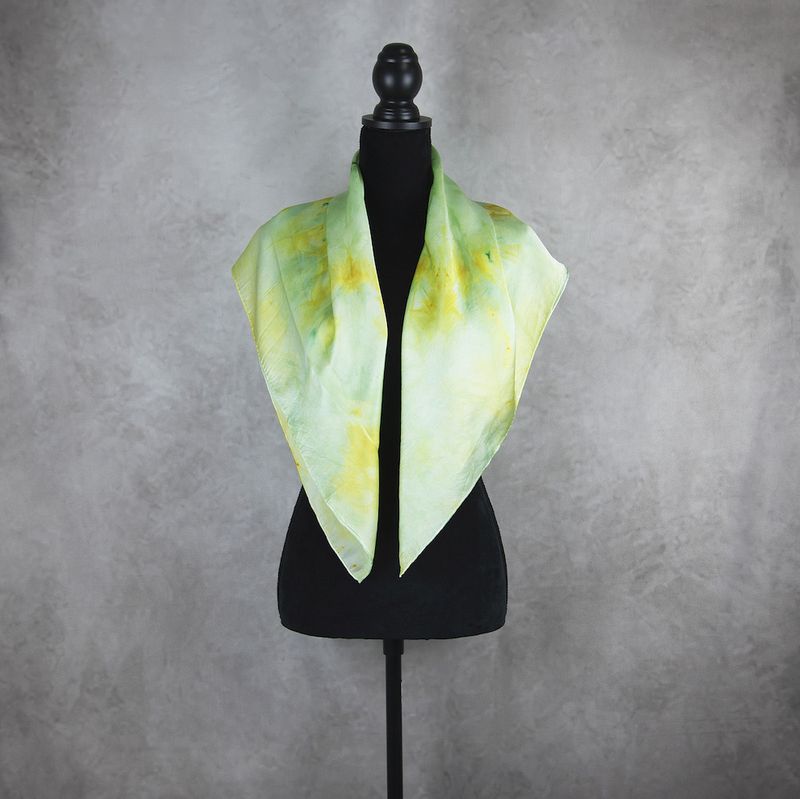 Hodvábna šatka LIMITED_266 – 90 x 90 cm, ručne vyrobená na Slovensku