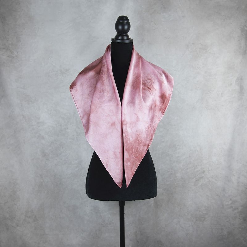 Hodvábna šatka LIMITED_277 – Ručne vyrábaná na Slovensku, 90 × 90 cm