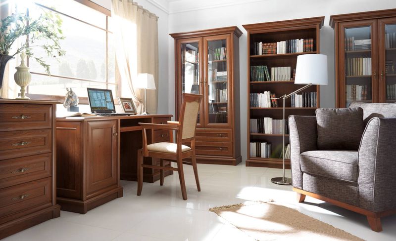 Elegantná komoda s 3 dvierkami a zásuvkou, gaštan