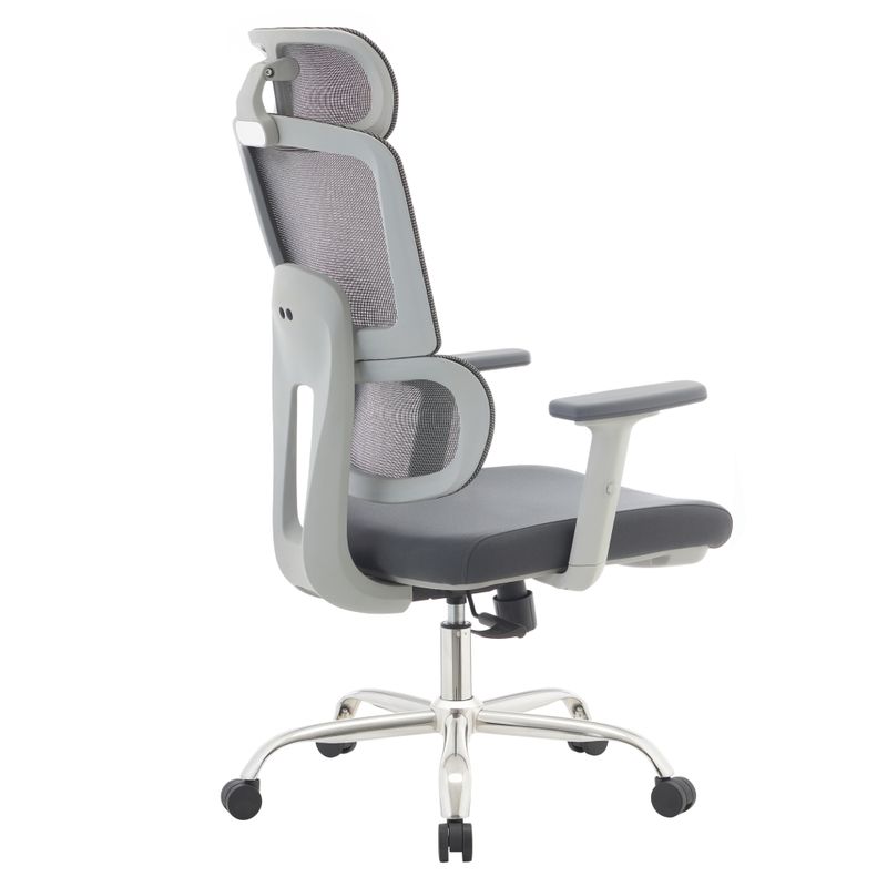 Ergonomické kancelárske kreslo, sivé so sieťovinou a chrómovou podstavou