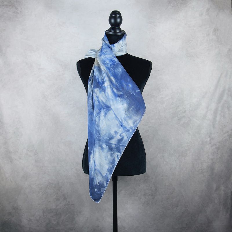 Hodvábna šatka VZOR_68, 90×90cm, Made in Slovakia