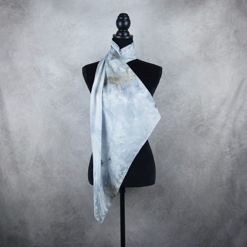 Hodvábna šatka VZOR_74, 90×90cm, Made in Slovakia