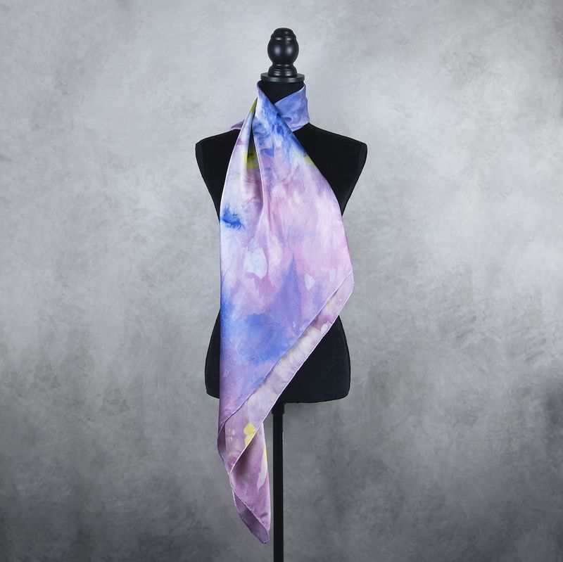 Luxusná hodvábna šatka LIMITED_336 – 100 % prírodný hodváb, 90 × 90 cm