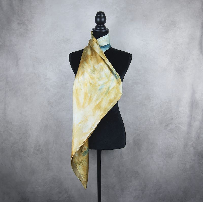 Luxusná hodvábna šatka LIMITED_338 – 100 % prírodný hodváb, 90 × 90 cm