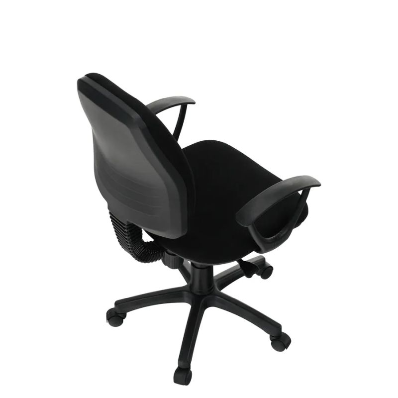 Jednoduchá kancelárska stolička čierna látka