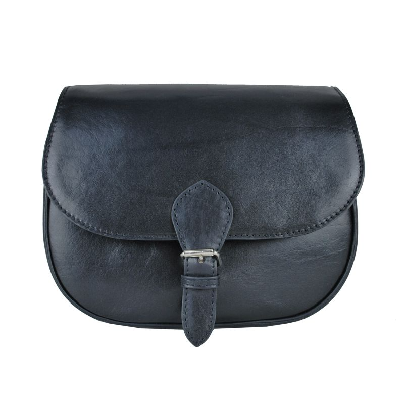 Lovecká kožená kabelka v čiernej farbe