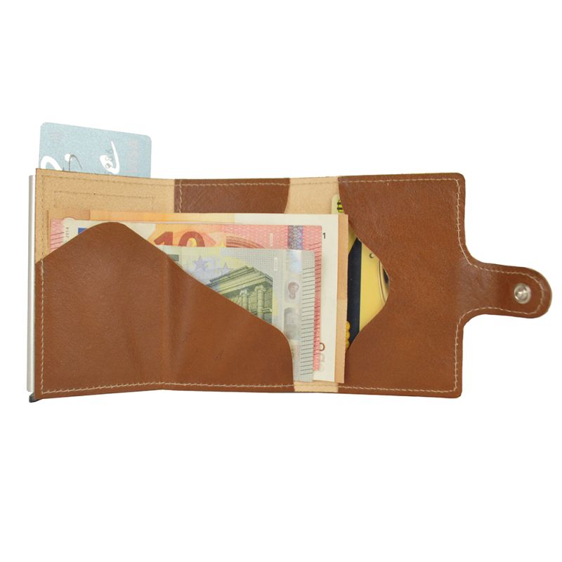 Kožená peňaženka SIMPLE s RFID patentovaným mechanizmom na karty vo svetlo hnedej farbe