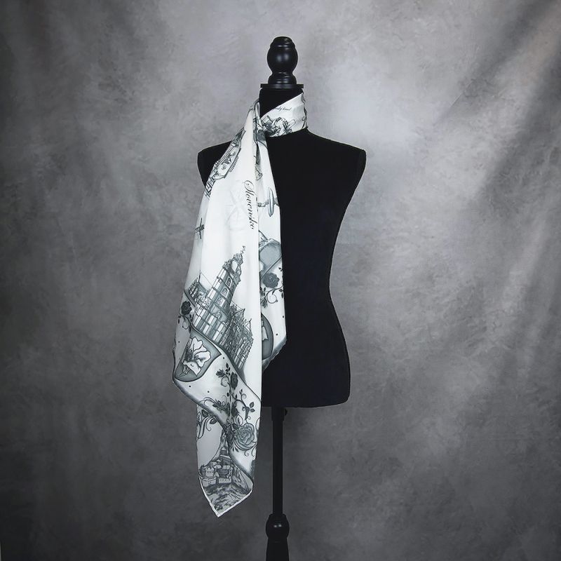 Módna hodvábna šatka SLOVENSKO BLACK - WHITE, 90 x 90cm