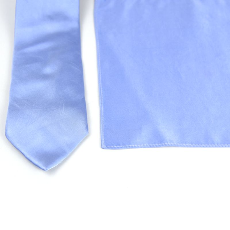 Hodvábna kravata a vreckovka vo svetlo fialovej farbe, 100% hodváb