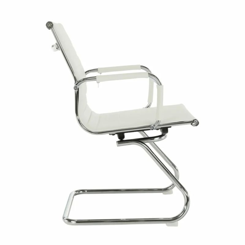 Zasadacia stolička potiahnutá bielou ekokožou