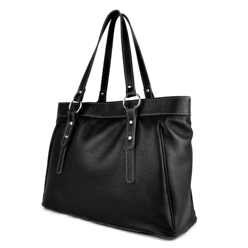 Veľká kožená kabelka v čiernej farbe