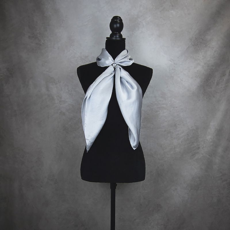 Hodvábna šatka STRIEBORNÁ 90 x 90cm