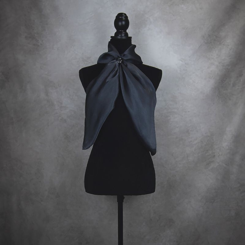 Hodvábna šatka ČIERNA 90 x 90cm