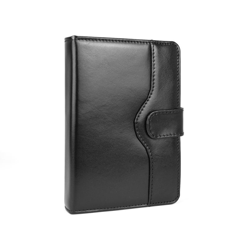 Kožený diár v čiernom prevedení