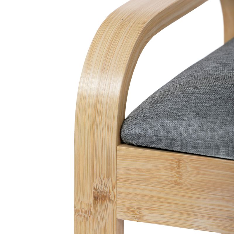 Štýlový a praktický botník z kvalitného bambusu