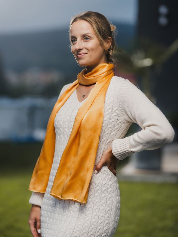 Hodvábny šál MARHUĽOVÝ, Vyrobený na Slovensku, 175 x 45cm