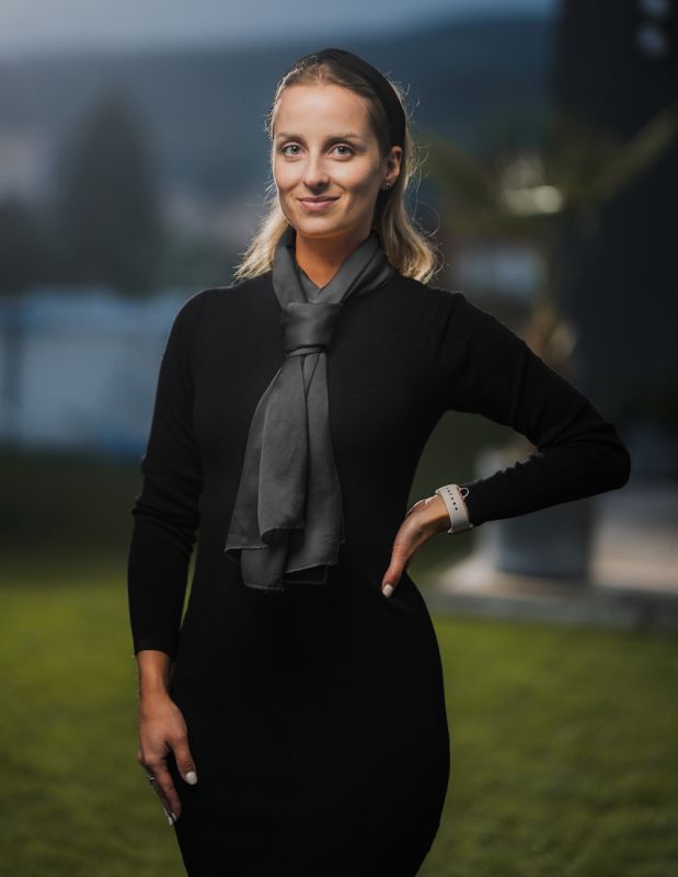 Hodvábny šál ČIERNY, Vyrobený na Slovensku, 175 x 45cm