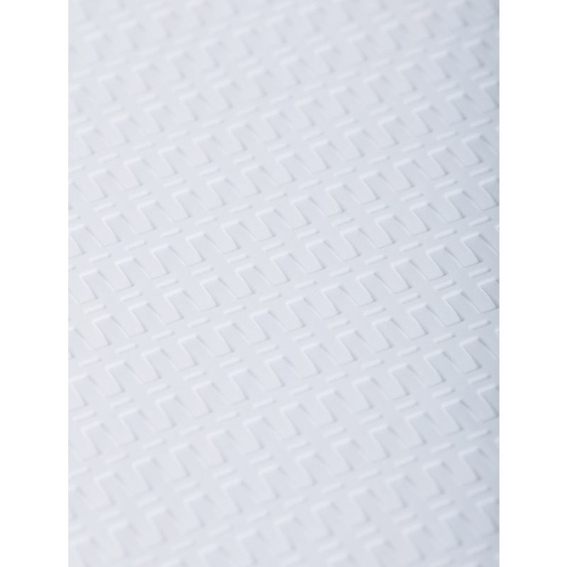 Okrúhly plastový jedálenský stôl biely