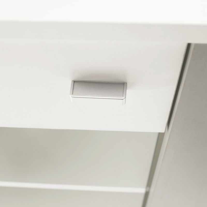 Jednoduchá obývacia stena, biela-sivá