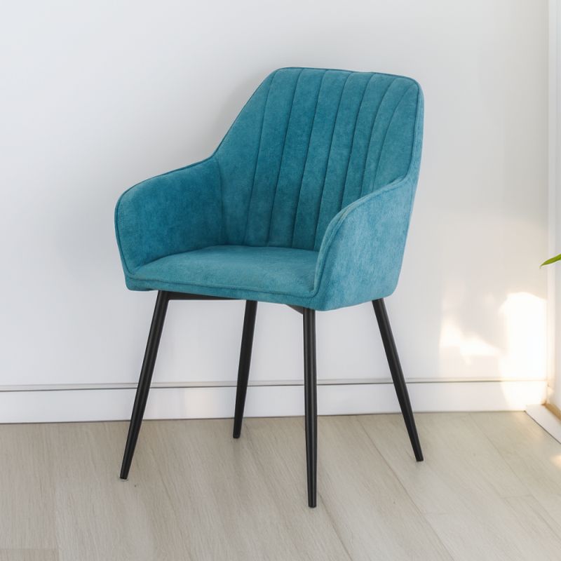 Dizajnové kreslo zelená látka, čierny kov