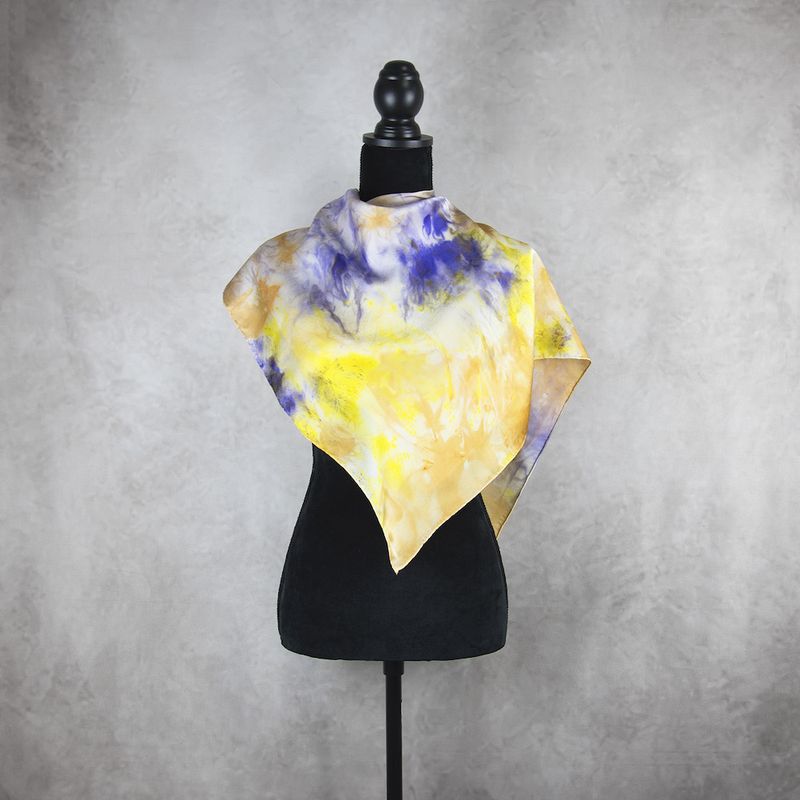 Limitovaná hodvábna šatka LIMITED_225 – 90 x 90 cm, ručne vyrobená na Slovensku