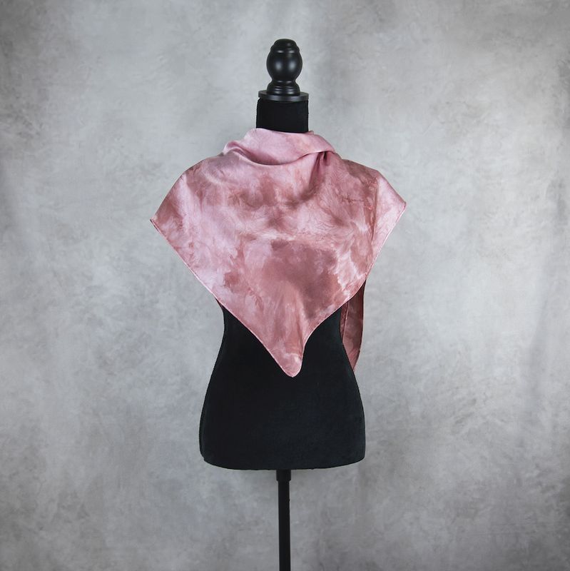 Hodvábna šatka LIMITED_277 – Ručne vyrábaná na Slovensku, 90 × 90 cm