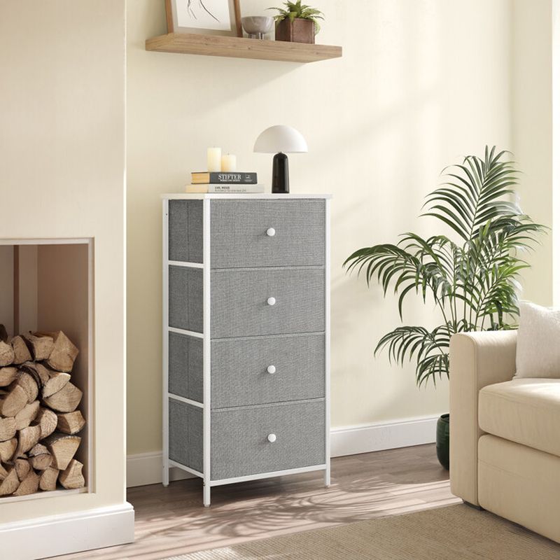 Komoda s 4 látkovými zásuvkami v sivo-bielom prevedení