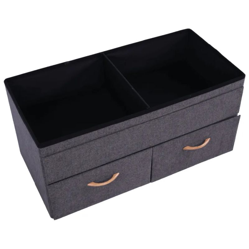 Moderný prešívaný taburet vyrobený z látky v sivej farbe