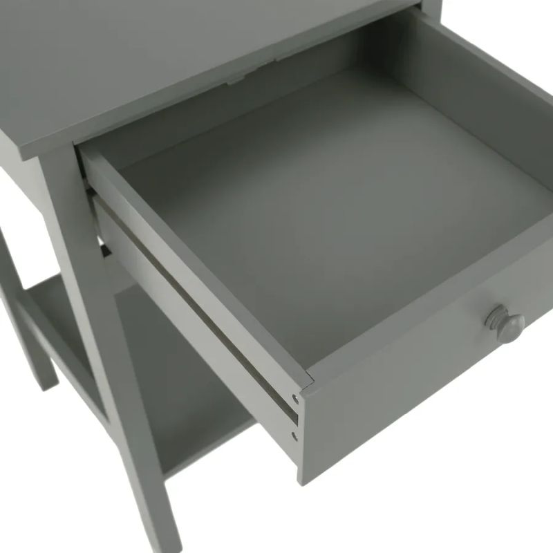 Elegantný a jednoduchý nočný stolík sivý