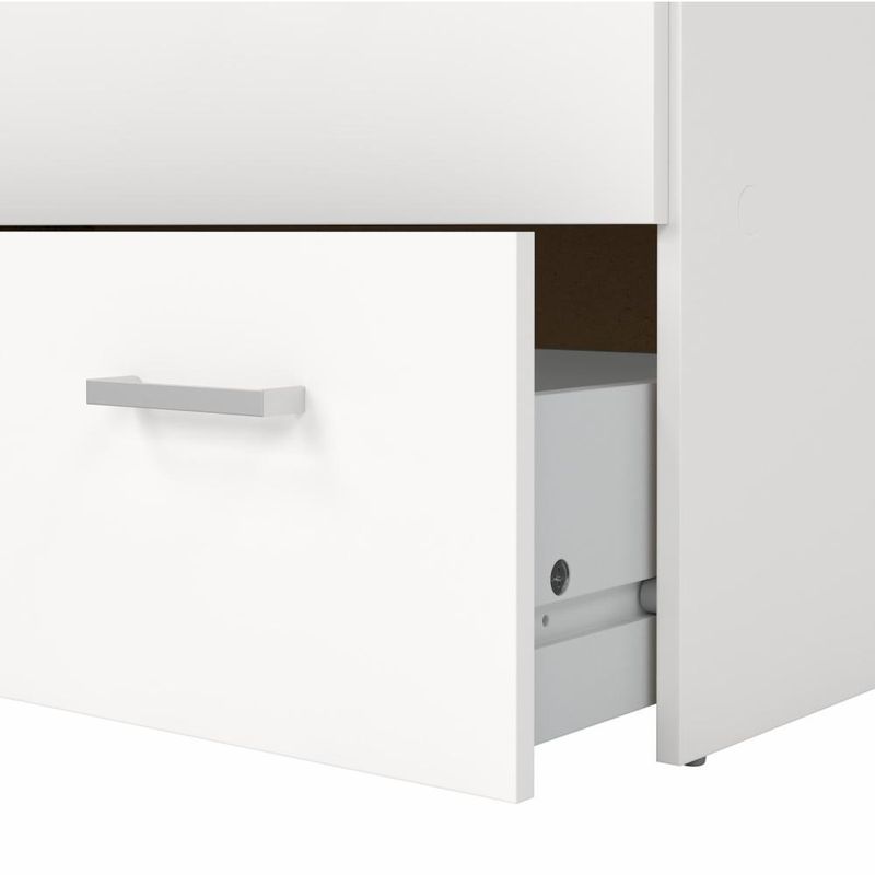 Biela trojzásuvková komoda