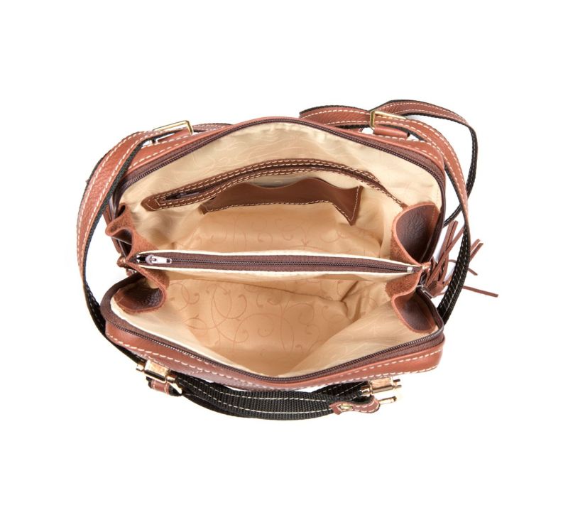 Luxusný kožený ruksak z pravej hovädzej kože so strapcami v čiernej farbe