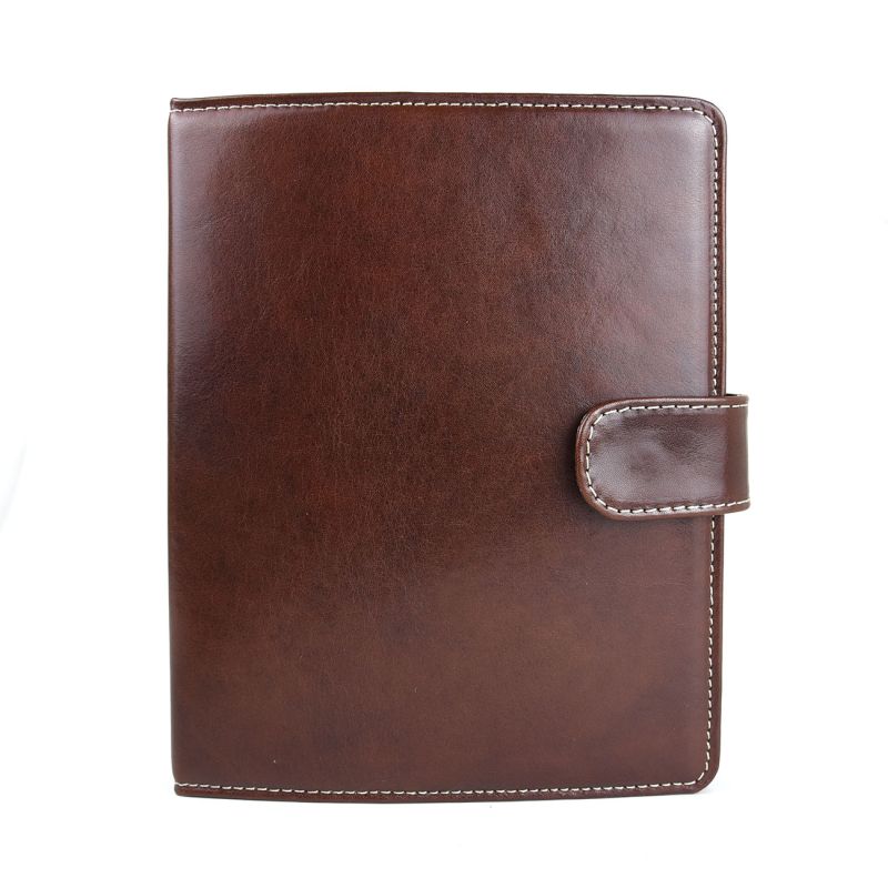 Kožený diár v tmavo hnedej farbe