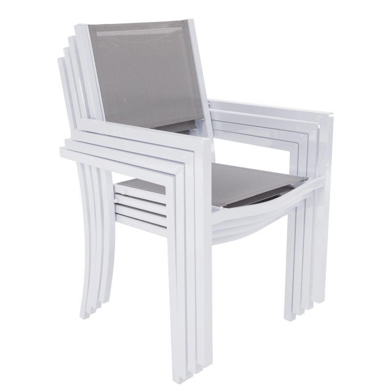 Záhradná stohovateľná stolička z umelej textílie v svetlosivej farbe