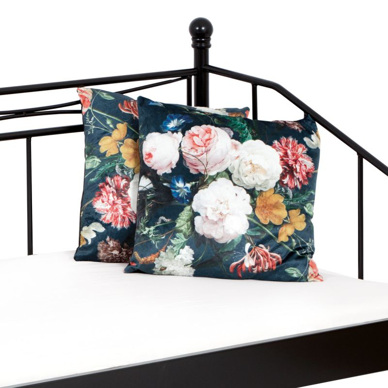 Jednolôžková kovová posteľ matnej čiernej farby