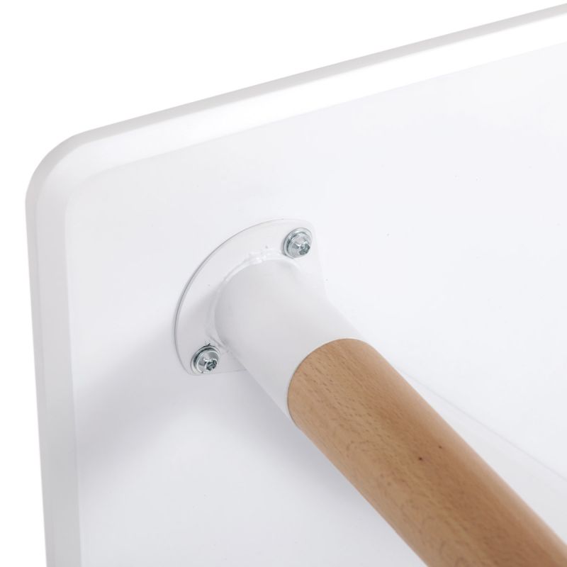 Štvorcový jedálenský stôl s bielou MDF doskou 80x80