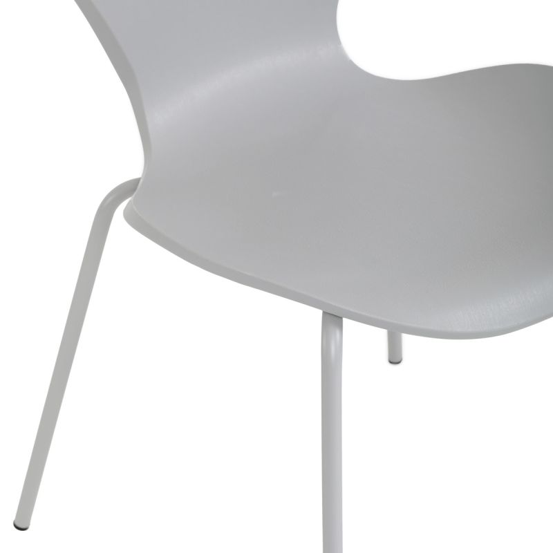 Stolička jedálenská, sivý plast, kovová podnož