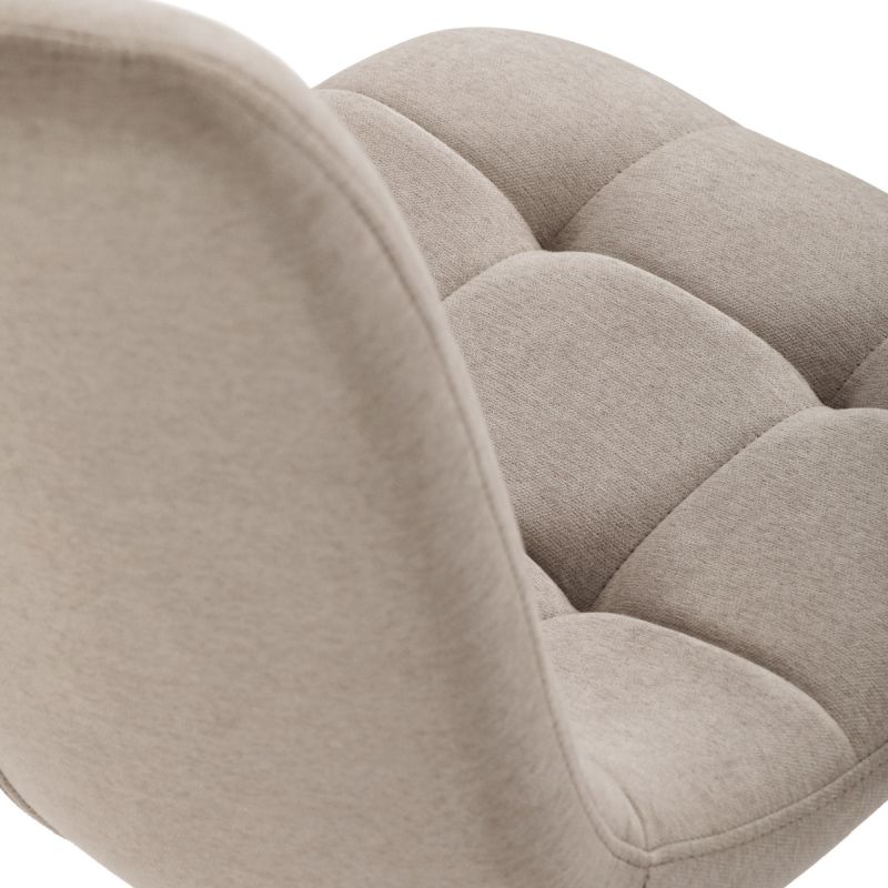 Stolička jedálenská, čalúnená cappucino látkou, čierne kovové nohy