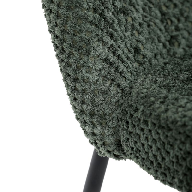 Praktická jedálenská stolička, čalúnená zelenou látkou