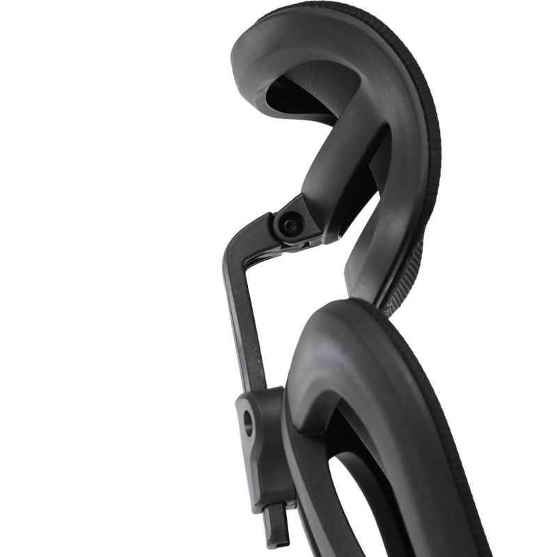 Moderná kancelárska stolička v čiernom sieťovanom dizajne