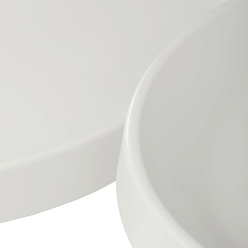 Sada dvoch konferenčných stolov z kovu – biela