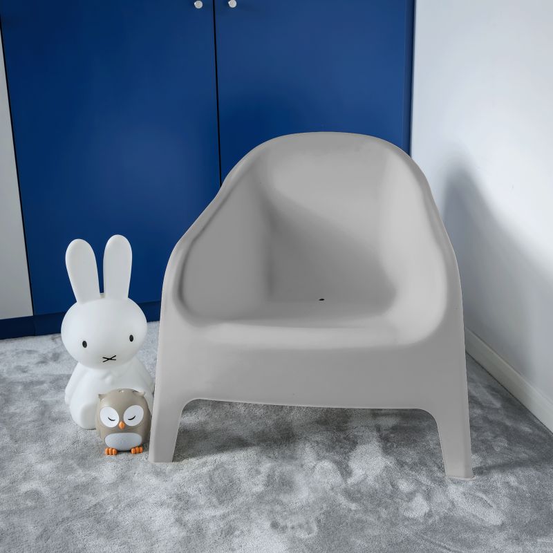 Záhradné stohovateľné kreslo, sivý plast