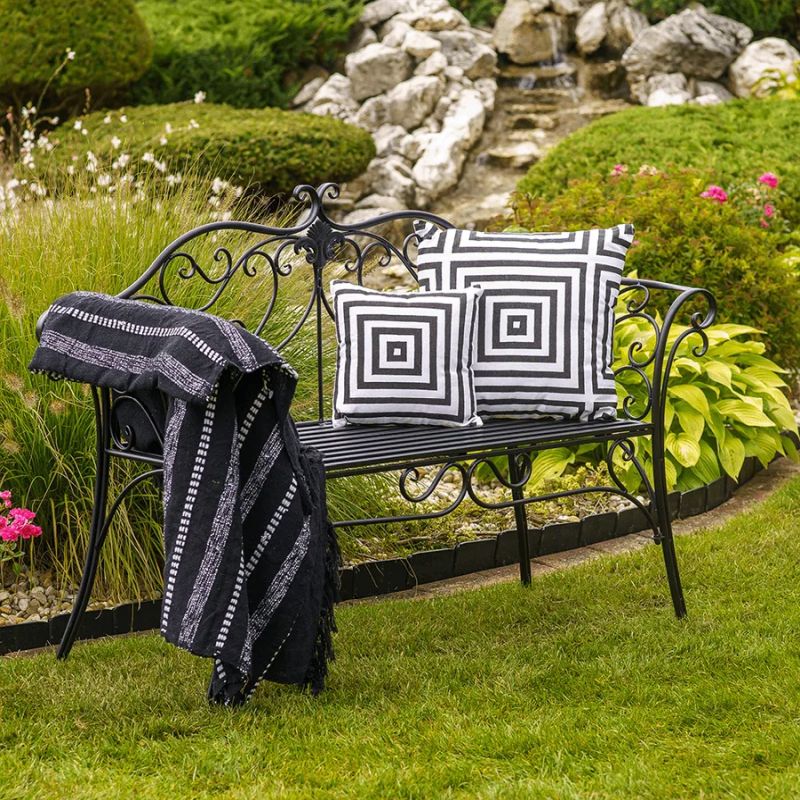 Záhradná kovová lavička čierna