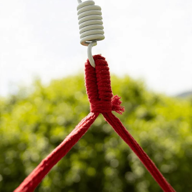 Závesné hojdacie kreslo červené