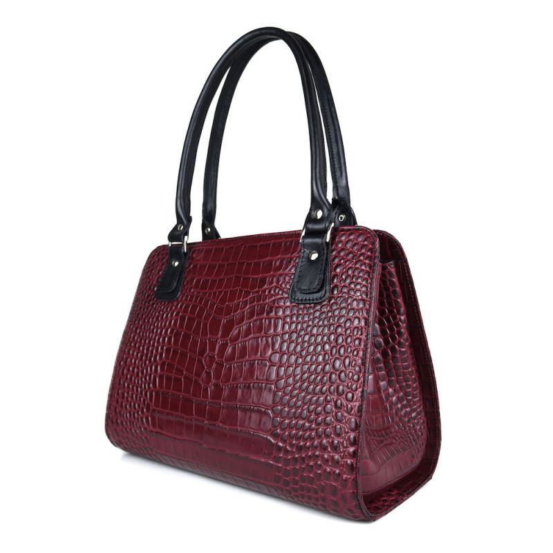 Kabelka z pravej hovädzej kože s dezénom krokodíla v bordovej farbe