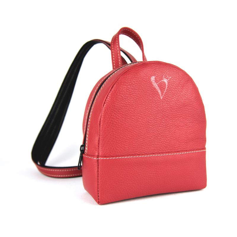 Malý módny ruksak z pravej kože v červenej farbe