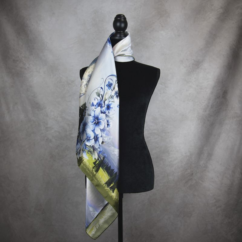 Módna hodvábna šatka VYSOKÉ TATRY - MODRÉ, 90 x 90cm