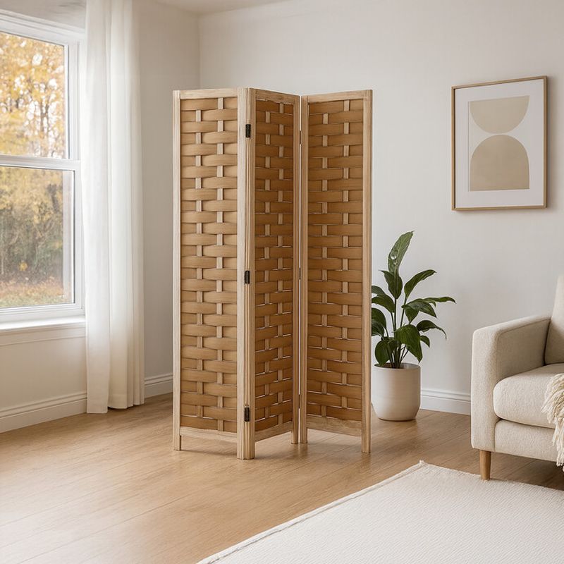Trojdielny paraván z masívneho smreka s prepletenými PVC pásikmi